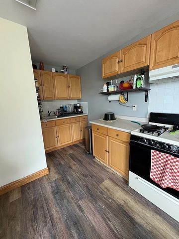 464 Somerville Ave 5, Somerville, MA 02143