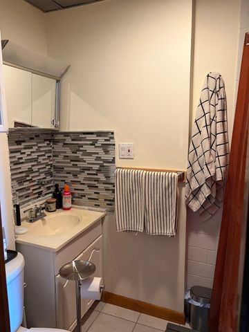 464 Somerville Ave 5, Somerville, MA 02143