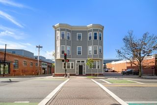 464 Somerville Ave 5, Somerville, MA 02143