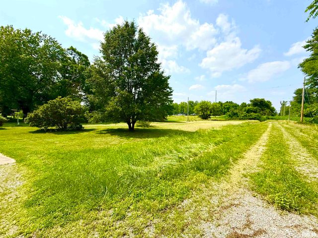 401 S 7TH Street, Herrin, IL 62948