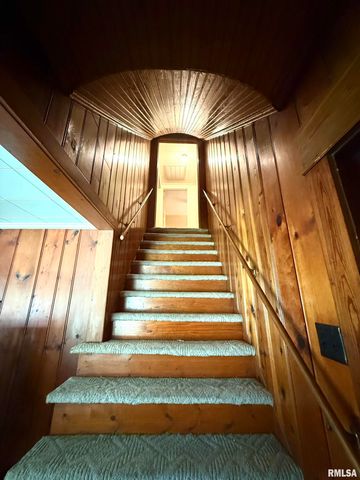 401 S 7TH Street, Herrin, IL 62948