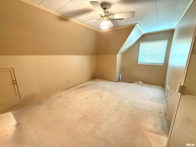 401 S 7TH Street, Herrin, IL 62948