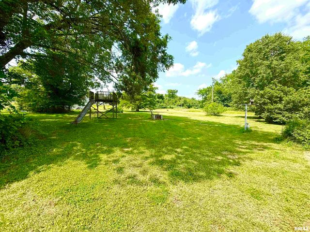 401 S 7TH Street, Herrin, IL 62948