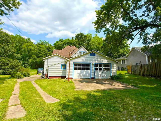 401 S 7TH Street, Herrin, IL 62948