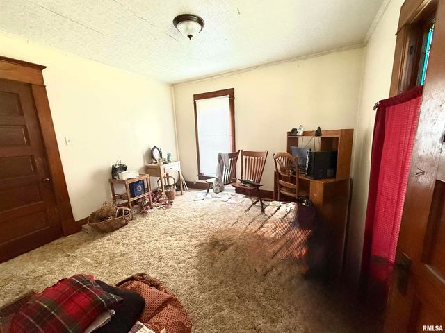 401 S 7TH Street, Herrin, IL 62948