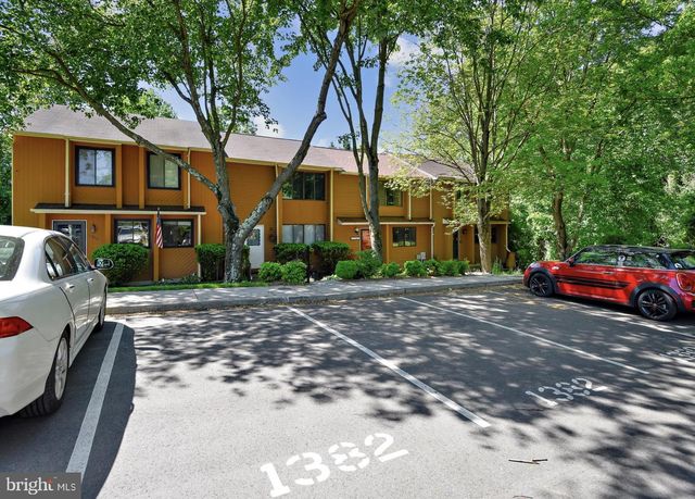 1382 ALMOND DR, Annapolis, MD 21409