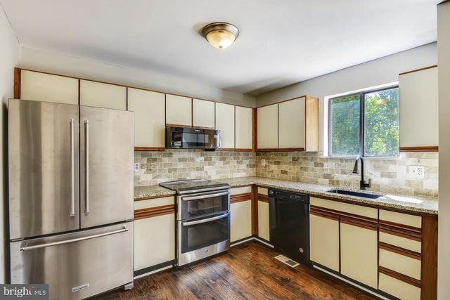 1382 ALMOND DR, Annapolis, MD 21409