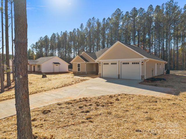 2307 Lee Lawing Road, Lincolnton, NC 28092