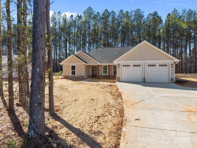 2307 Lee Lawing Road, Lincolnton, NC 28092