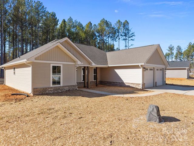 2307 Lee Lawing Road, Lincolnton, NC 28092