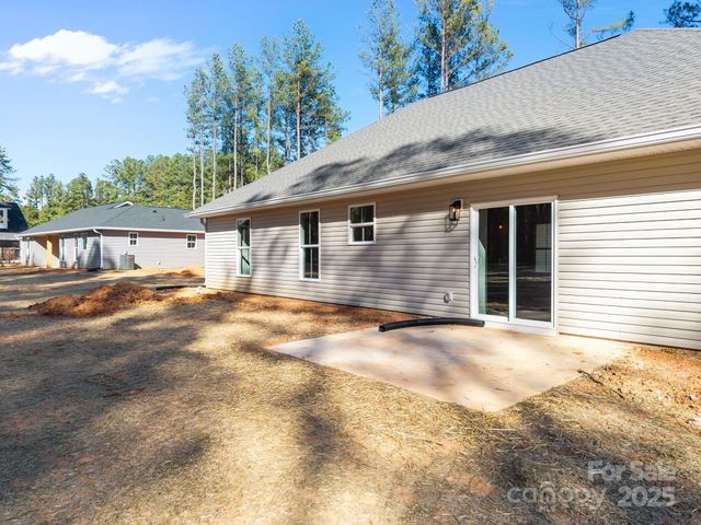 2307 Lee Lawing Road, Lincolnton, NC 28092