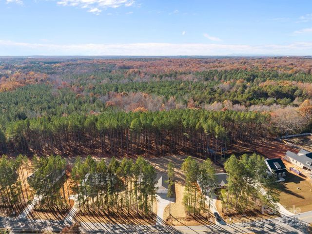 2307 Lee Lawing Road, Lincolnton, NC 28092