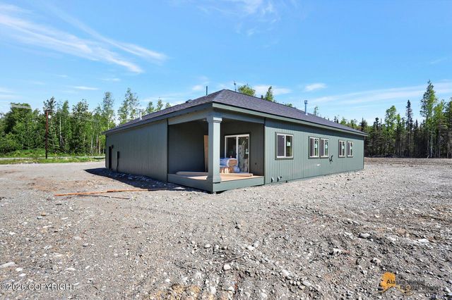 7030 W Beverly Lake Road, Wasilla, AK 99623