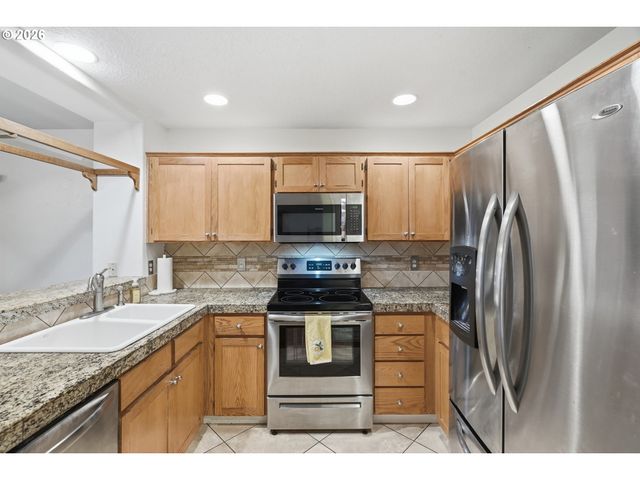 12822 Nw JARVIS Pl, Banks, OR 97106