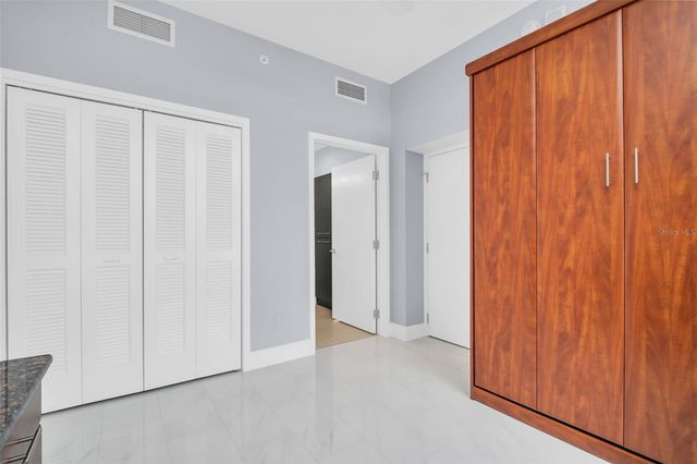 175 1ST STREET S 905, St Petersburg, FL 33701