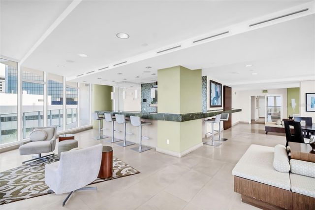 175 1ST STREET S 905, St Petersburg, FL 33701