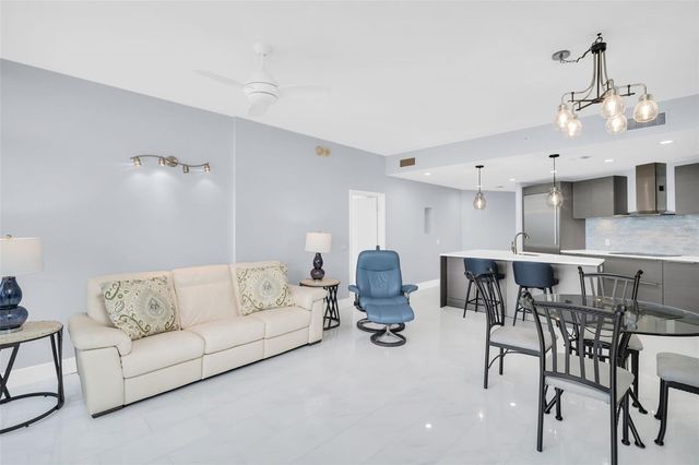 175 1ST STREET S 905, St Petersburg, FL 33701