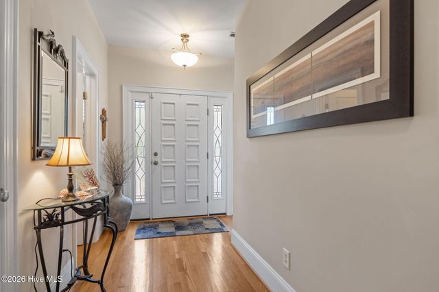 325 Live Oak Street, Emerald Isle, NC 28594