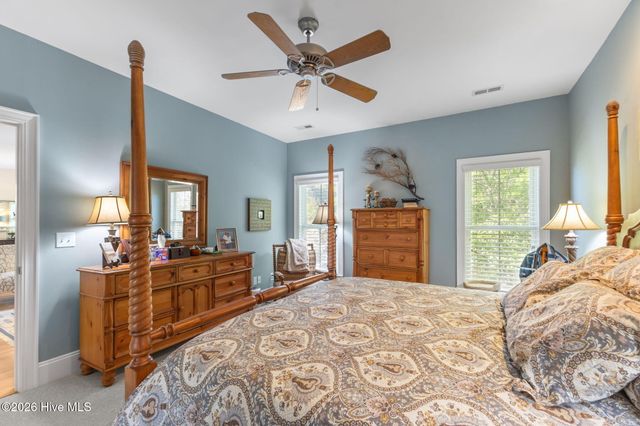 325 Live Oak Street, Emerald Isle, NC 28594