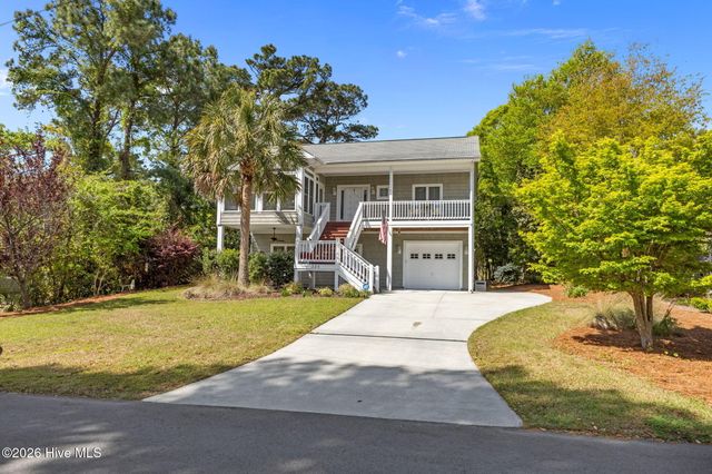 325 Live Oak Street, Emerald Isle, NC 28594