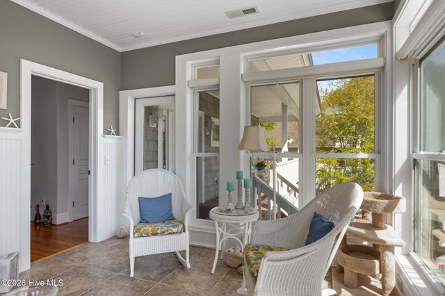 325 Live Oak Street, Emerald Isle, NC 28594