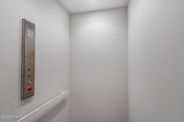 325 Live Oak Street, Emerald Isle, NC 28594