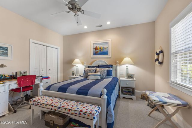 325 Live Oak Street, Emerald Isle, NC 28594