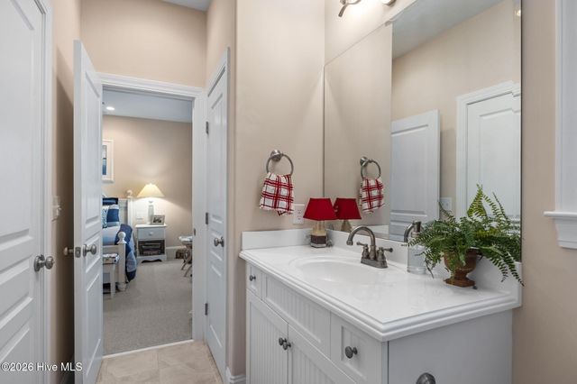 325 Live Oak Street, Emerald Isle, NC 28594