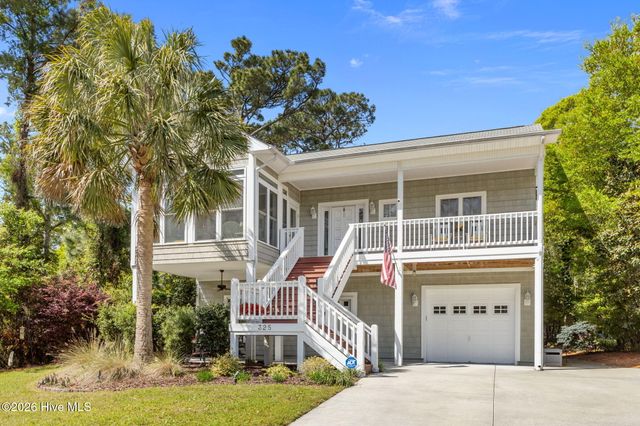 325 Live Oak Street, Emerald Isle, NC 28594