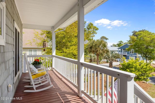 325 Live Oak Street, Emerald Isle, NC 28594