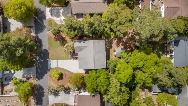 325 Live Oak Street, Emerald Isle, NC 28594