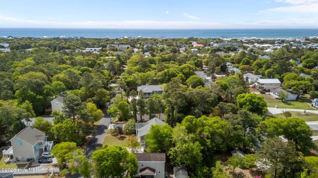 325 Live Oak Street, Emerald Isle, NC 28594