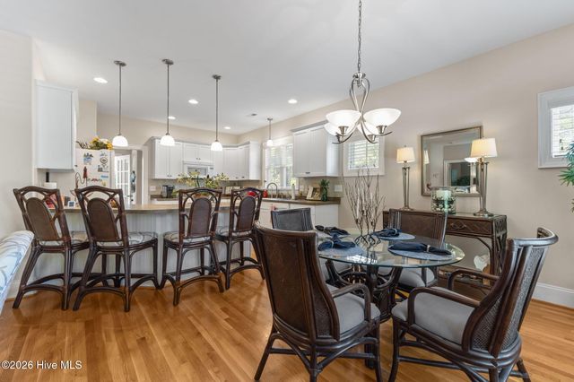 325 Live Oak Street, Emerald Isle, NC 28594