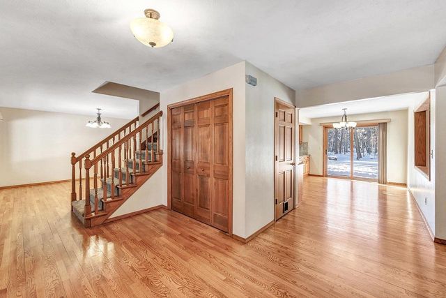 3398 WILDERNESS TRAIL, Suamico, WI 54313