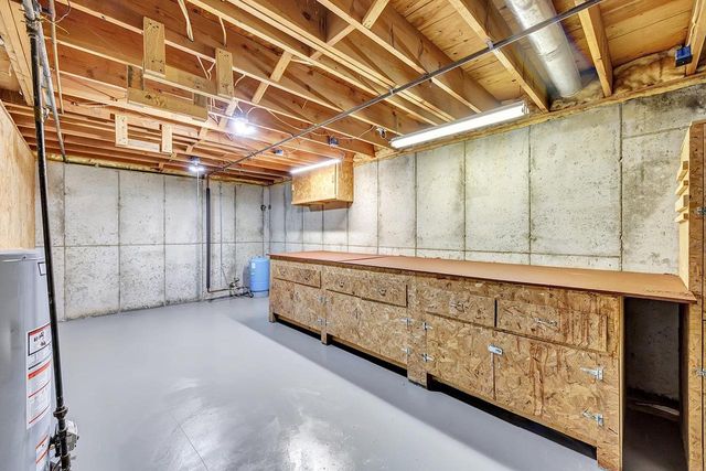 3398 WILDERNESS TRAIL, Suamico, WI 54313