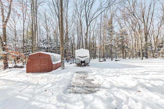 3398 WILDERNESS TRAIL, Suamico, WI 54313