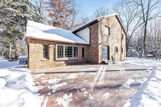 3398 WILDERNESS TRAIL, Suamico, WI 54313