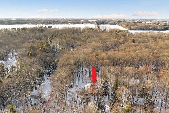 3398 WILDERNESS TRAIL, Suamico, WI 54313