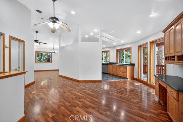 26020 Hemstreet Pl, Idyllwild, CA 92549