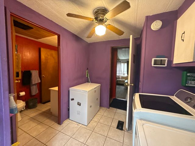 227 Blackthorn Road, Matteson, IL 60443