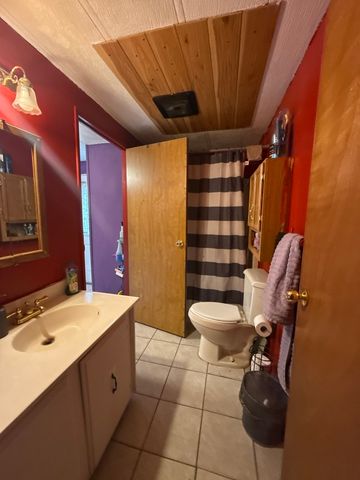 227 Blackthorn Road, Matteson, IL 60443