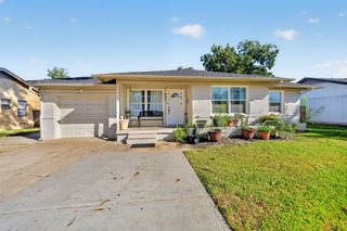 1813 Baxley Drive, Carrollton, TX 75006