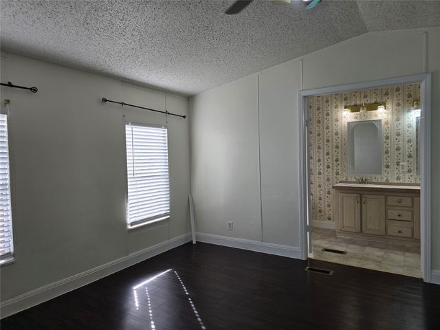 7628 Northview LN, Austin, TX 78724