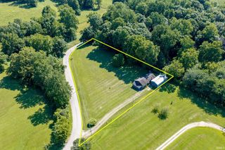 7591 Tulip Road, Solsberry, IN 47459