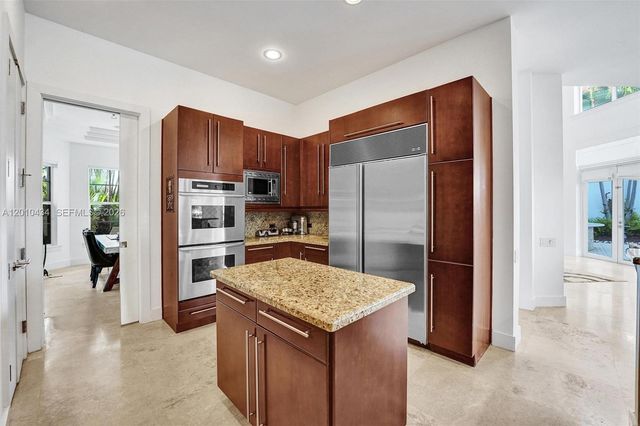 1575 Windjammer Way, Hollywood, FL 33019