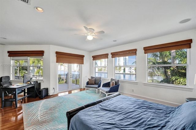 1575 Windjammer Way, Hollywood, FL 33019