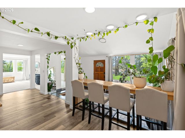 12330 Sw 60TH Ave, Portland, OR 97219