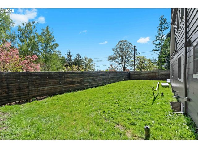 12330 Sw 60TH Ave, Portland, OR 97219