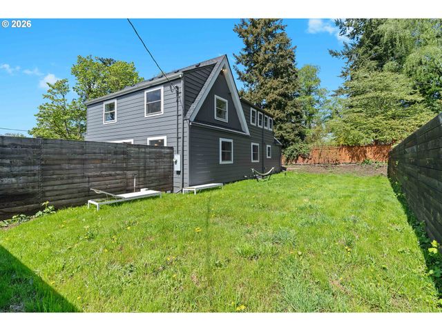 12330 Sw 60TH Ave, Portland, OR 97219