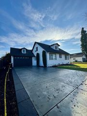 1202 Foxworthy Avenue, San Jose, CA 95118